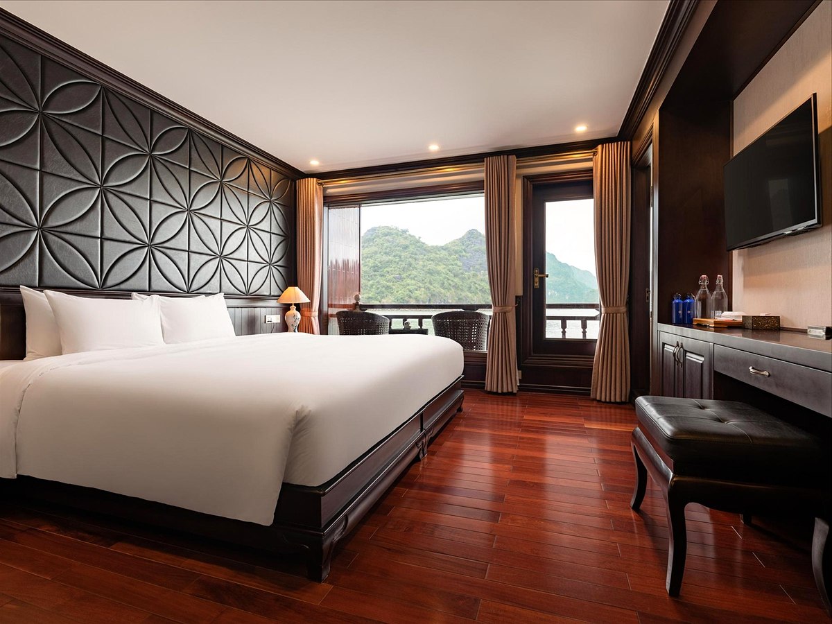 Crociera baia di Halong 2 giorni nave 5 stelle con cabina e balcone